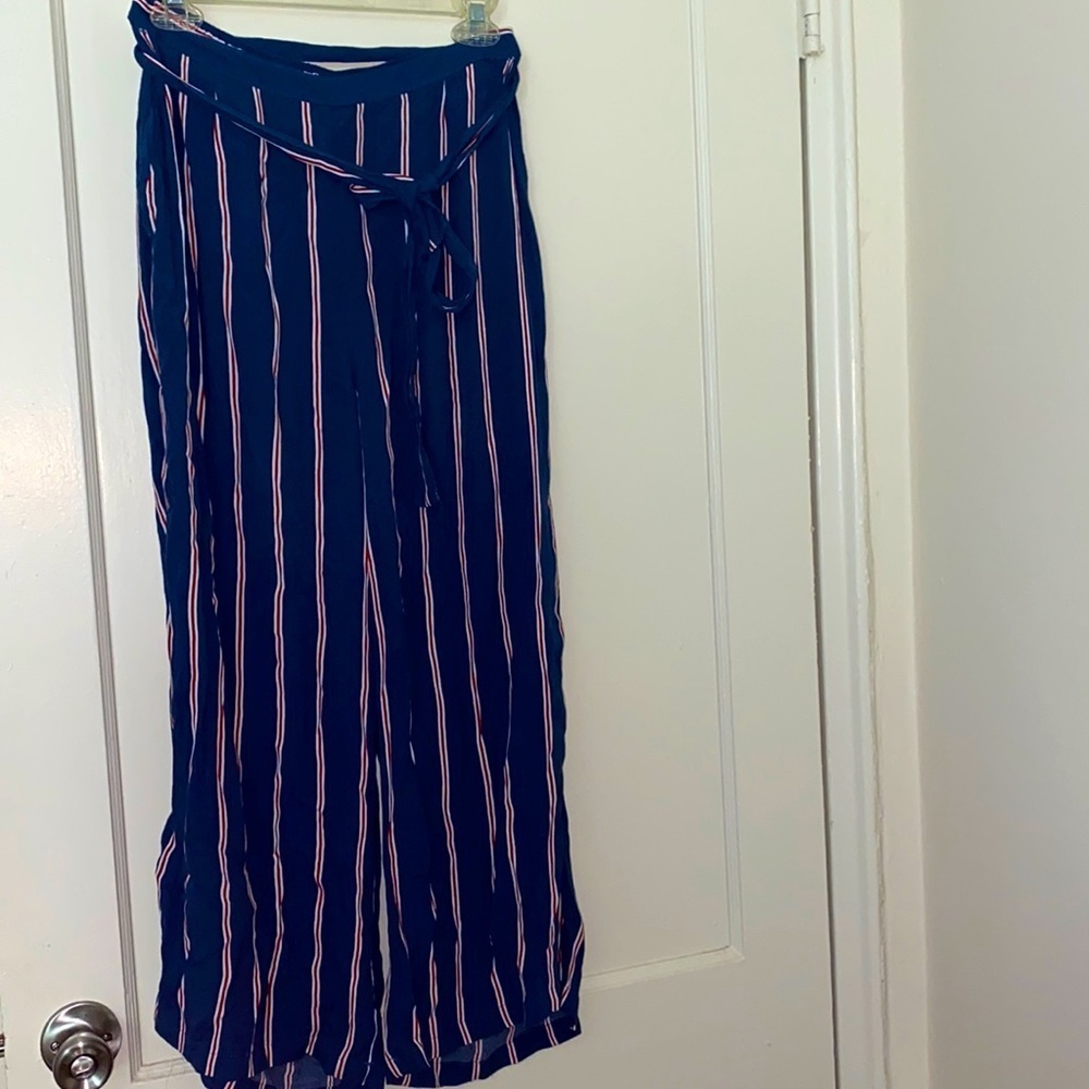 Abercrombie and Fitch blue flare pants size: M